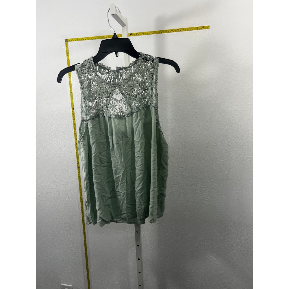 Trixxi‎ Clothing Company Sage Green Crochet Lace Yoke Sleeveless Boho Tank Top